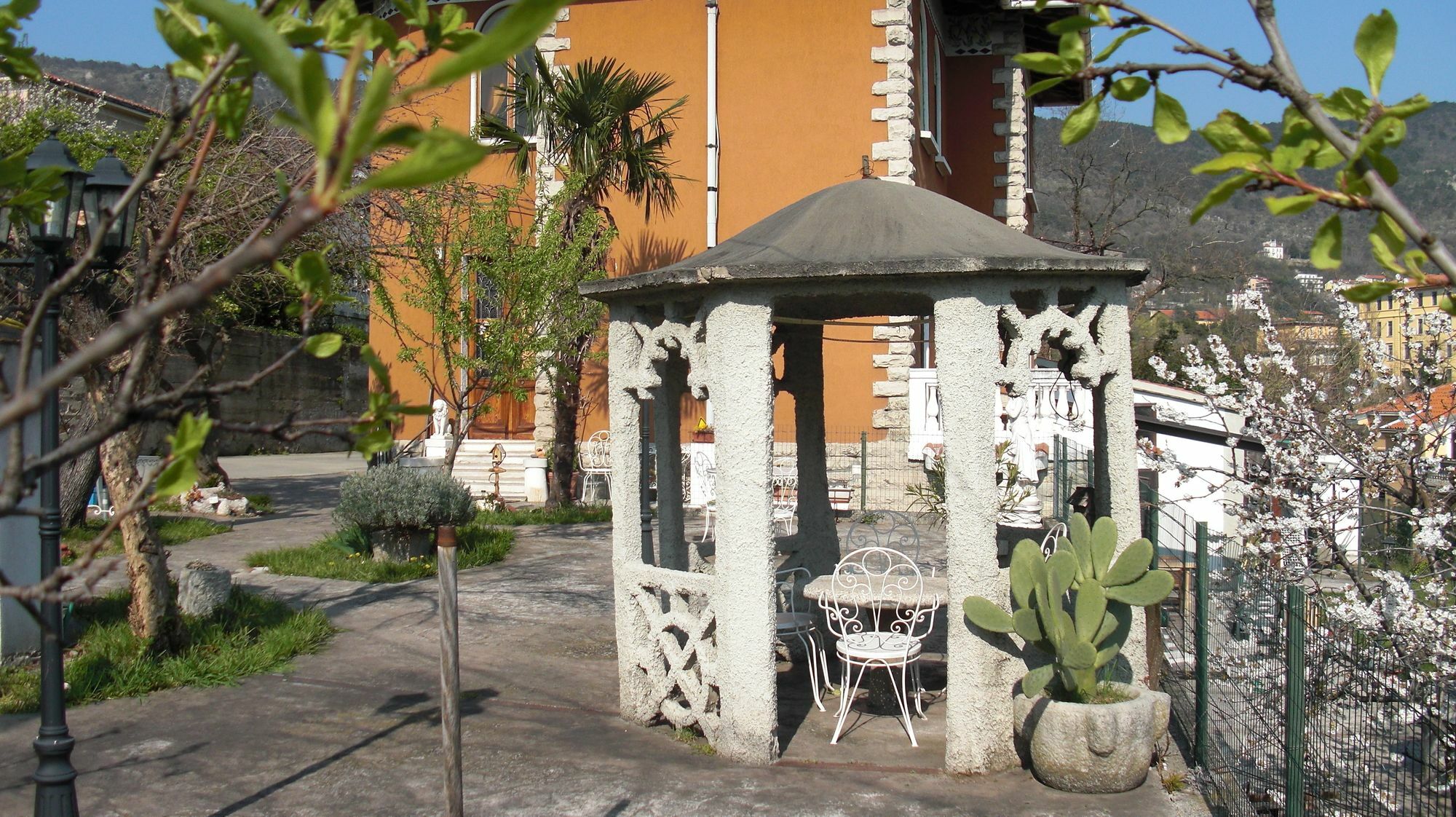 Agriturismo Allo Scoglio - Azienda Agricola Trieste Ngoại thất bức ảnh